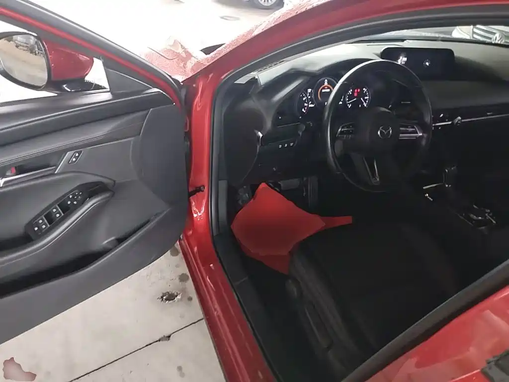 Mazda 3 Axela — миниатюра 16