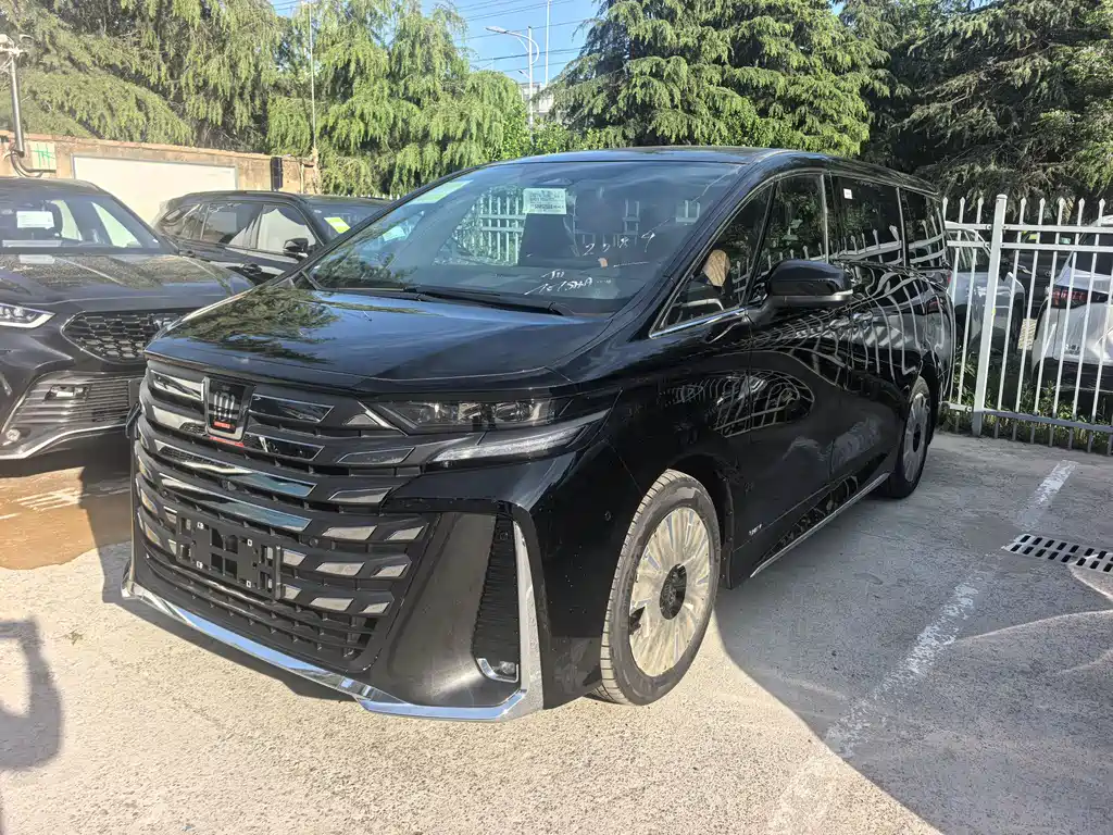 Toyota Vellfire 0