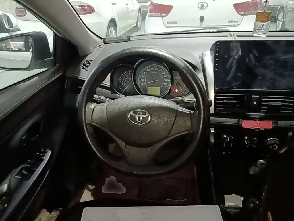 Toyota Vios — миниатюра 11