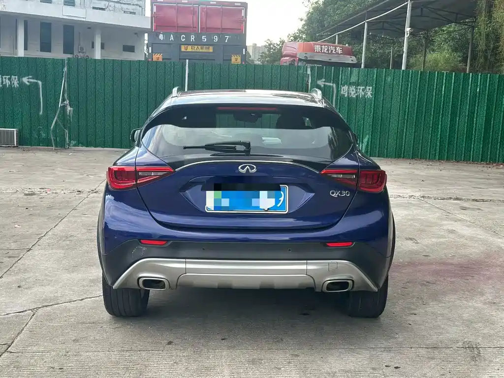 Infiniti QX30 — миниатюра 5