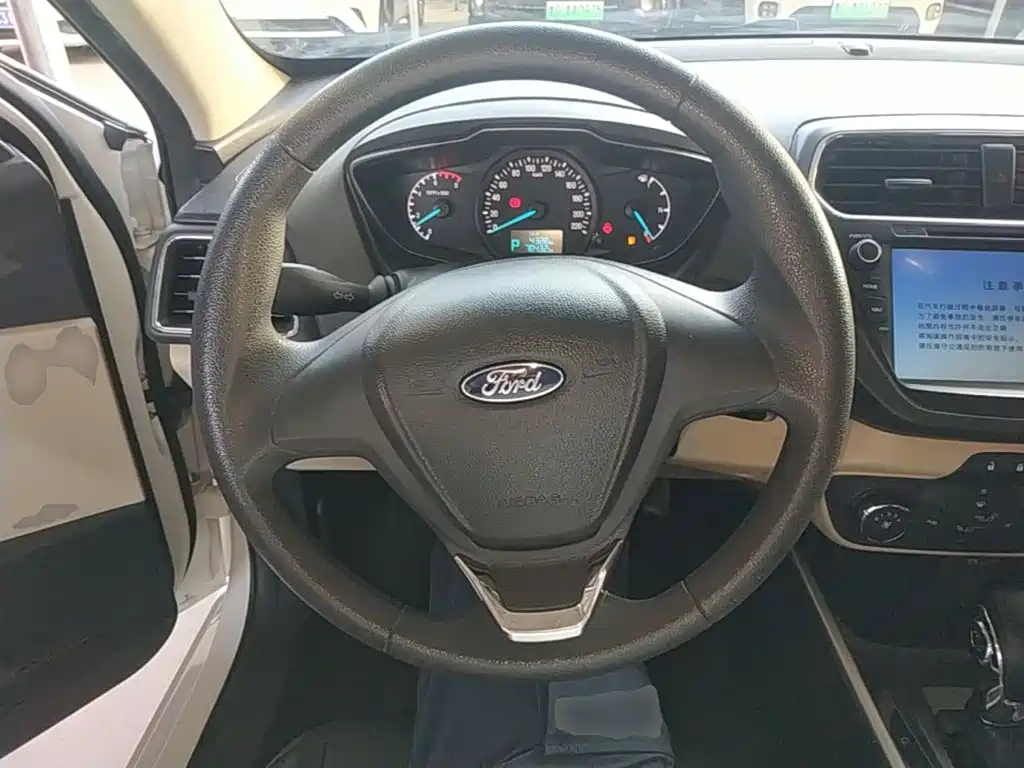 Ford Escort — миниатюра 11