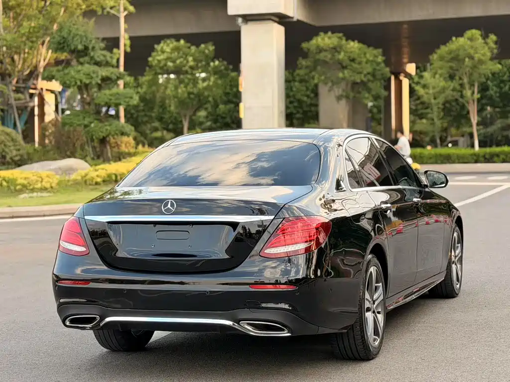 Mercedes-Benz E-Class E 2019 E 200 L Sport