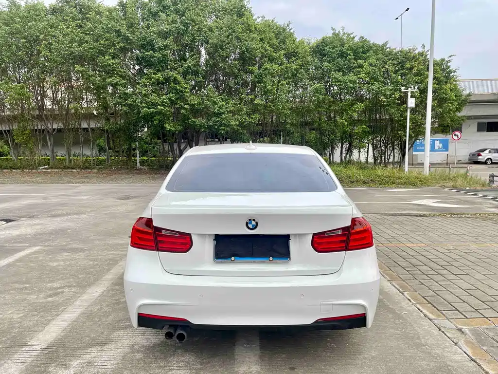 BMW 3 Series — миниатюра 13