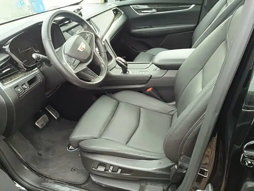 Cadillac XT5 — миниатюра 15