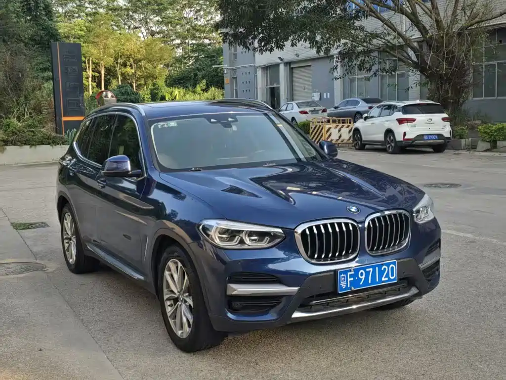 BMW X3 — миниатюра 2