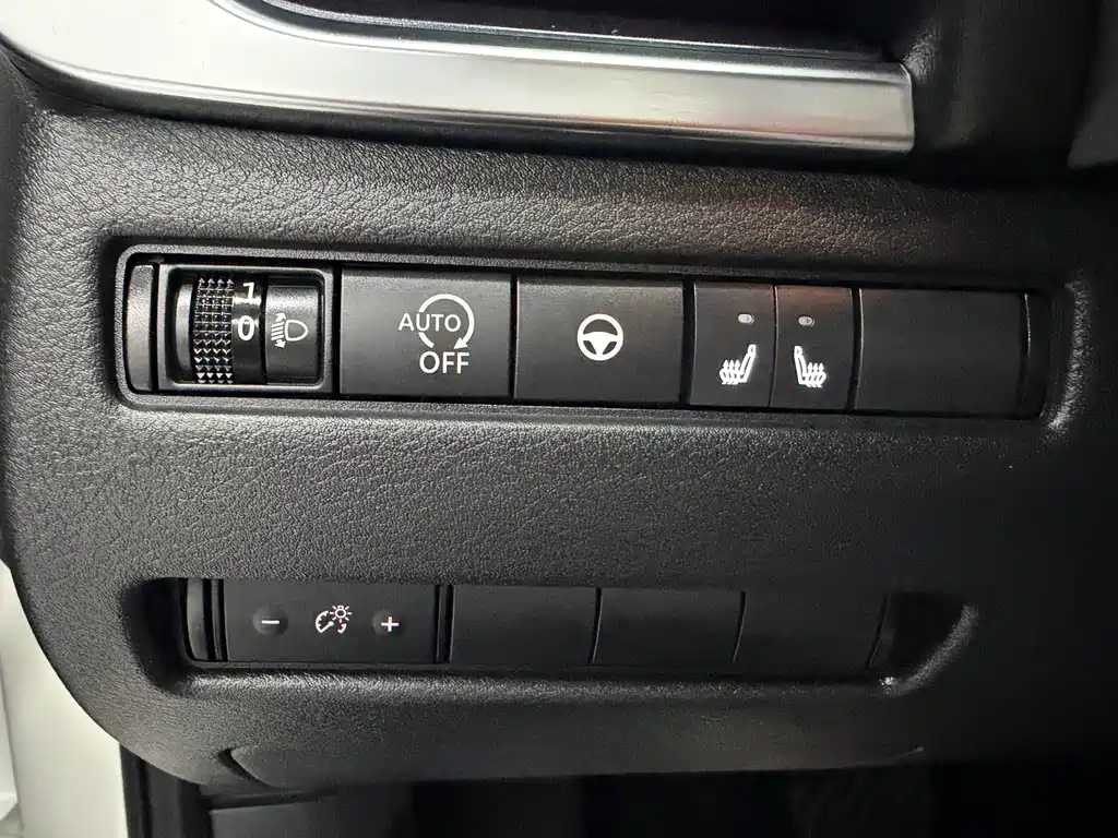 Nissan Qashqai — миниатюра 12