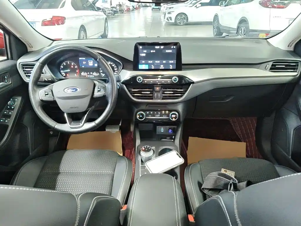 Ford Focus — миниатюра 10