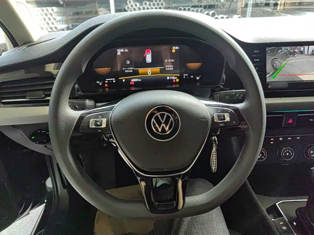 Volkswagen Lavida — миниатюра 11