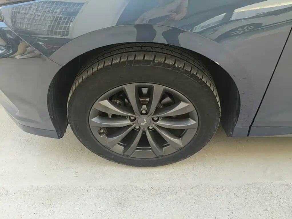 Wuling Victory — миниатюра 23