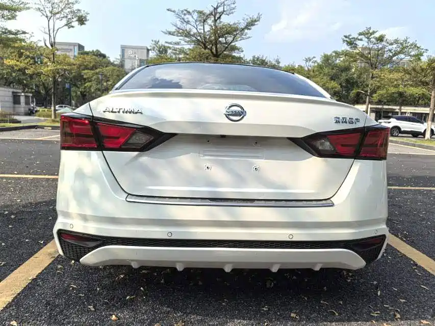 Nissan Teana — миниатюра 6