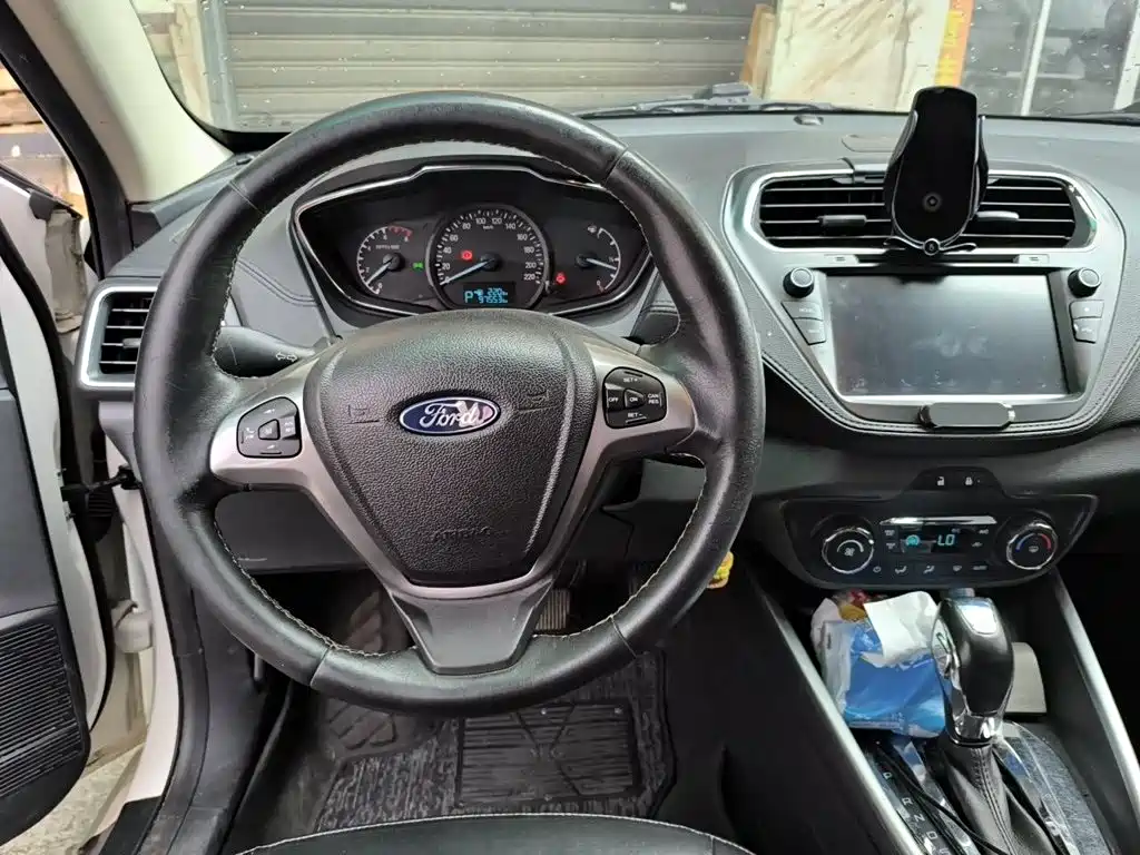 Ford Escort — миниатюра 3