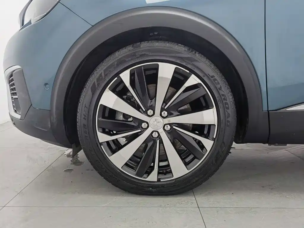 Peugeot 5008 — миниатюра 17