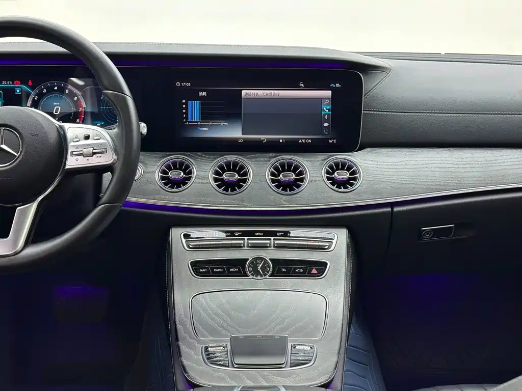 Mercedes-Benz CLS — миниатюра 18