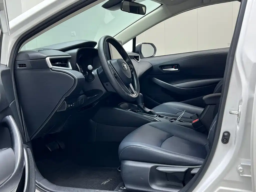 Toyota Corolla — миниатюра 4