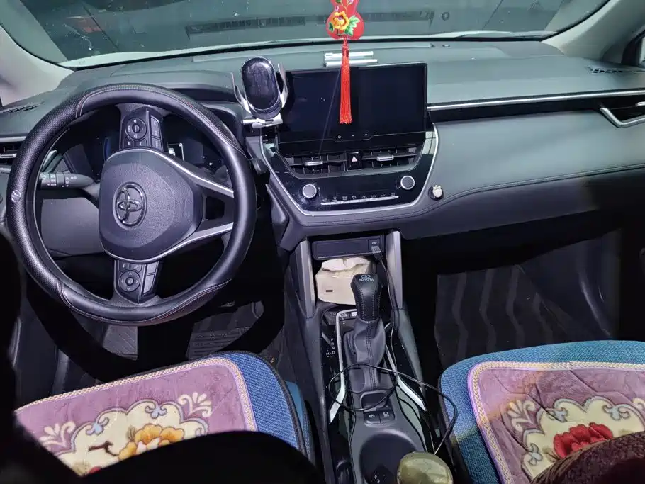 Toyota Corolla Cross — миниатюра 12