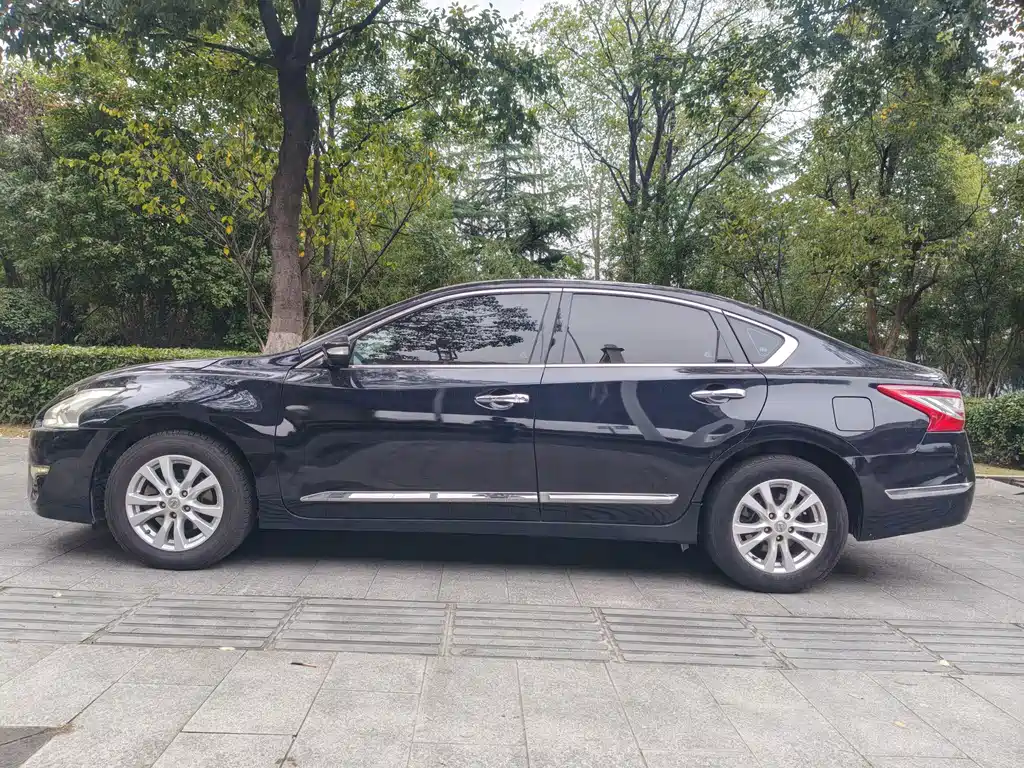 Nissan Teana — миниатюра 8