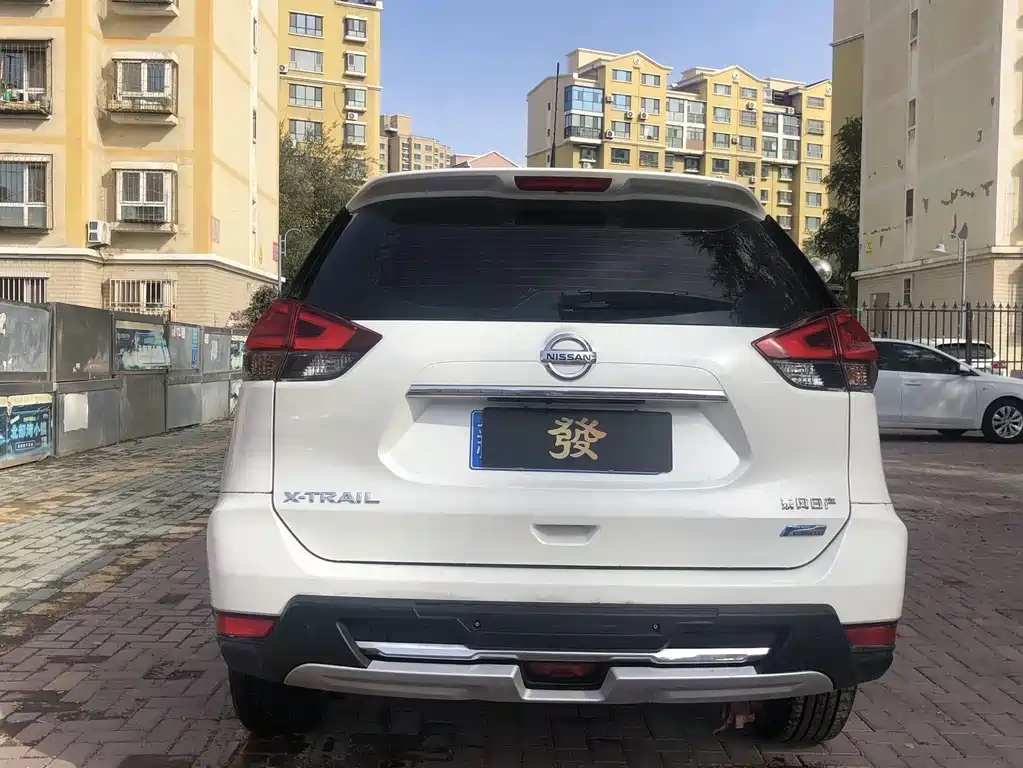 Nissan X-Trail — миниатюра 4