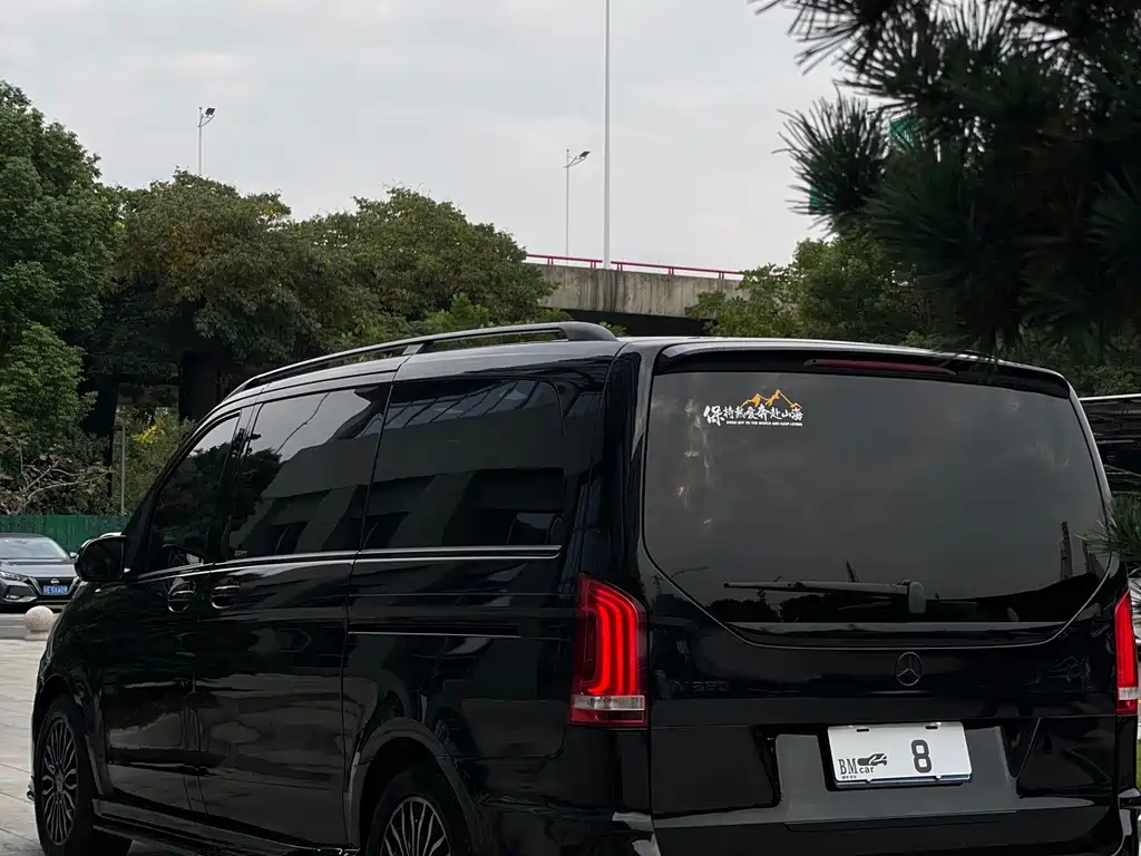 Mercedes-Benz V-Class — миниатюра 18