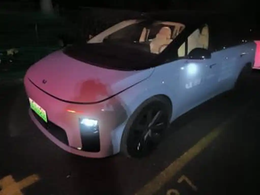 Li Auto 理想i8 2025
