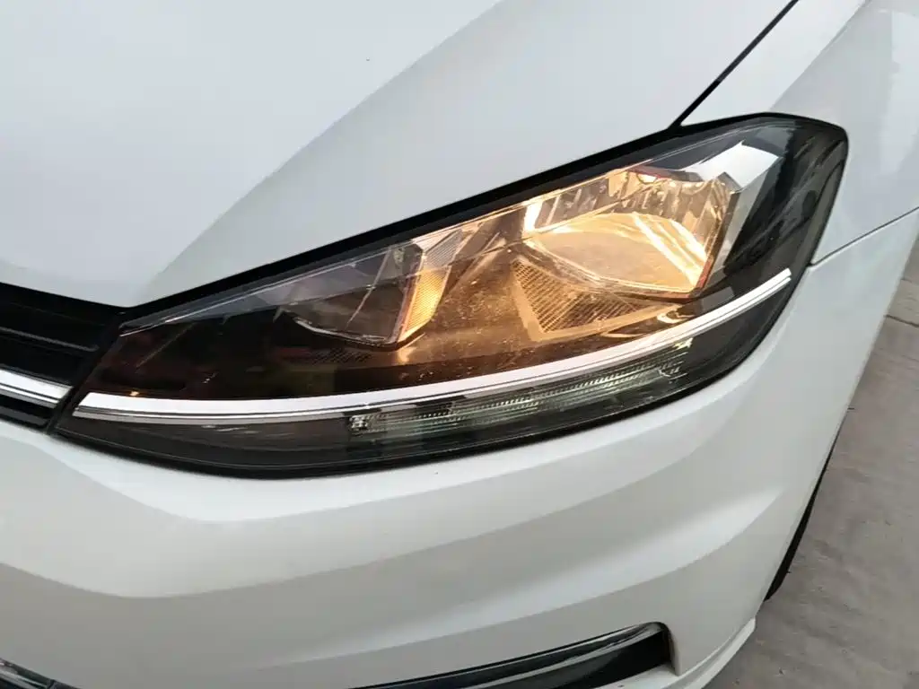 Volkswagen Golf — миниатюра 24