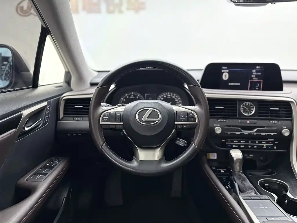 Lexus RX — миниатюра 12