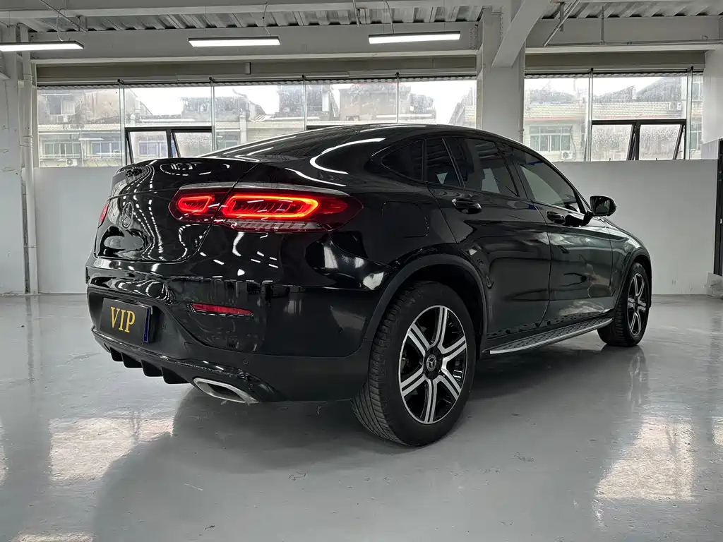 Mercedes-Benz GLC 2022 GLC 260 4MATIC SUV
