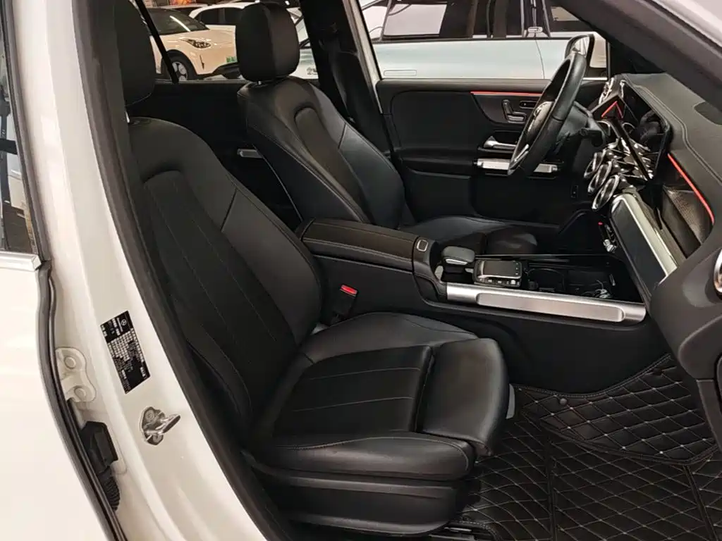 Mercedes-Benz EQB — миниатюра 25