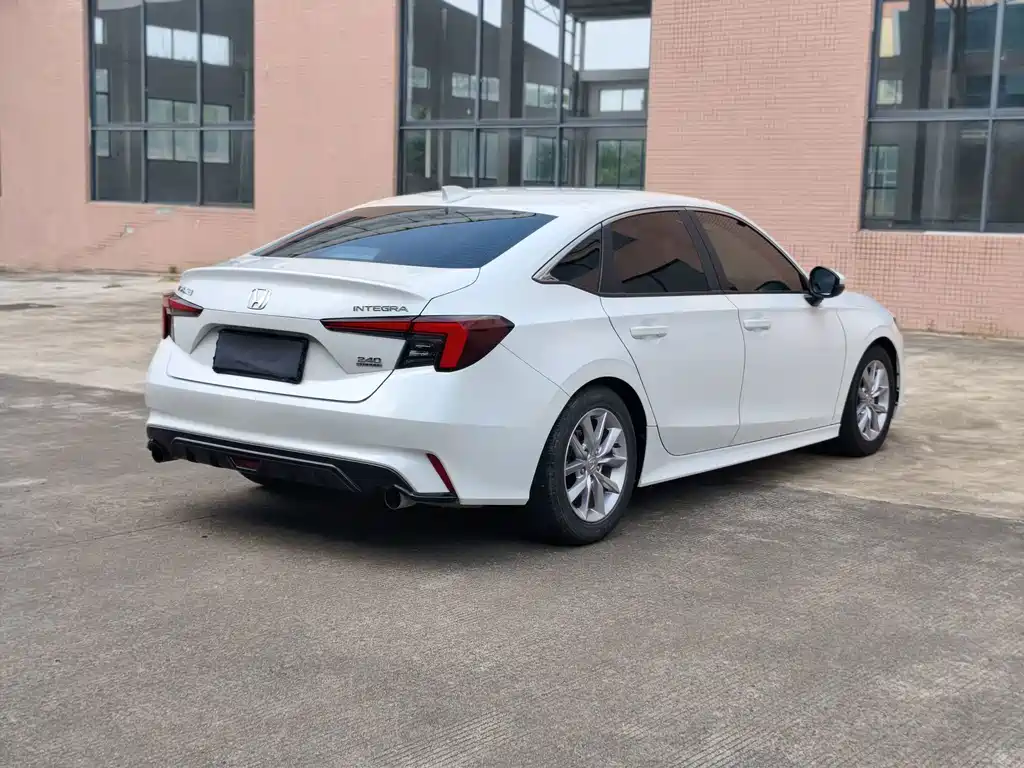 Honda Integra — миниатюра 6