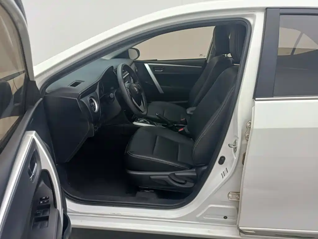Toyota Corolla — миниатюра 6
