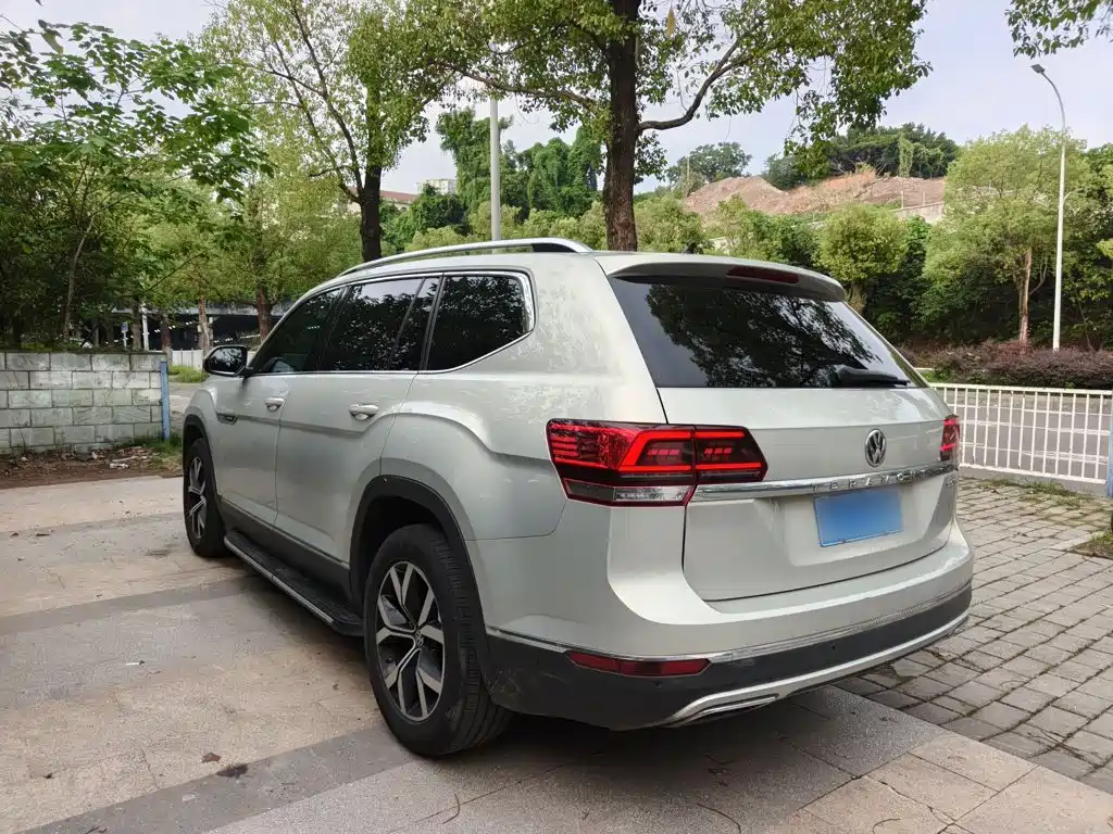 Volkswagen Teramont — миниатюра 5