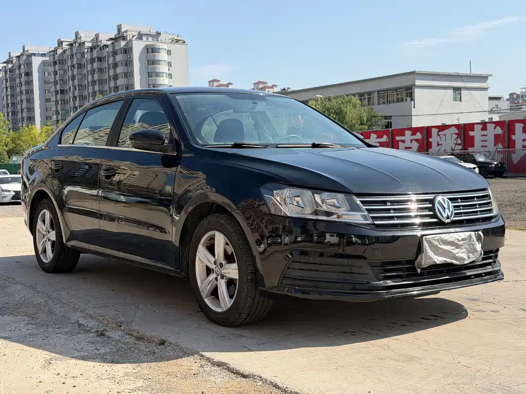 Volkswagen Lavida — миниатюра 6