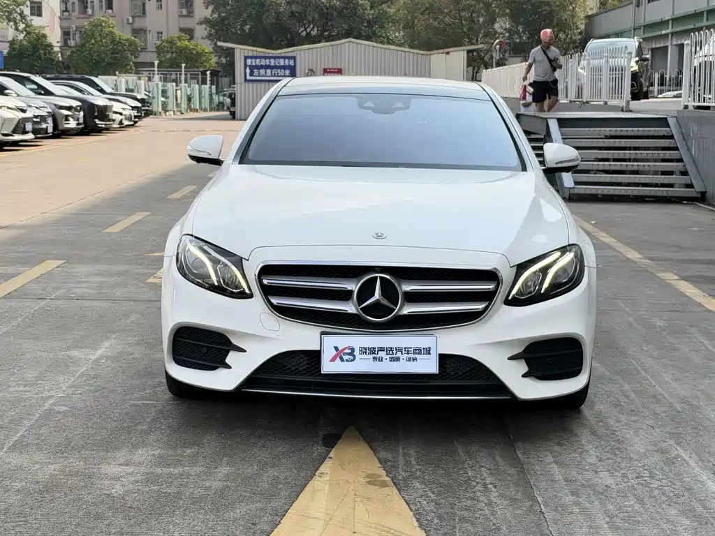 Mercedes-Benz E-Class — миниатюра 2