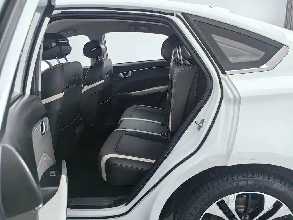 Baojun RC-6 — миниатюра 15