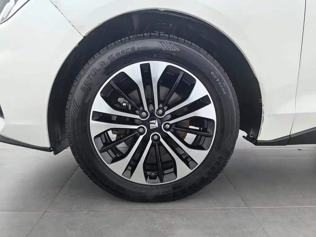 Baojun RC-6 — миниатюра 17