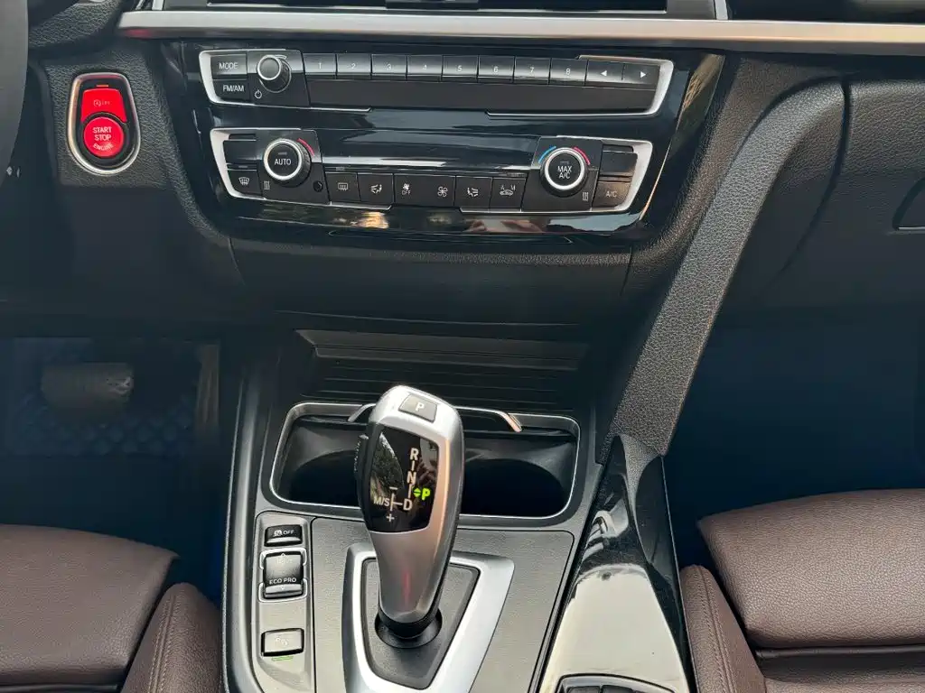BMW 3 Series — миниатюра 16