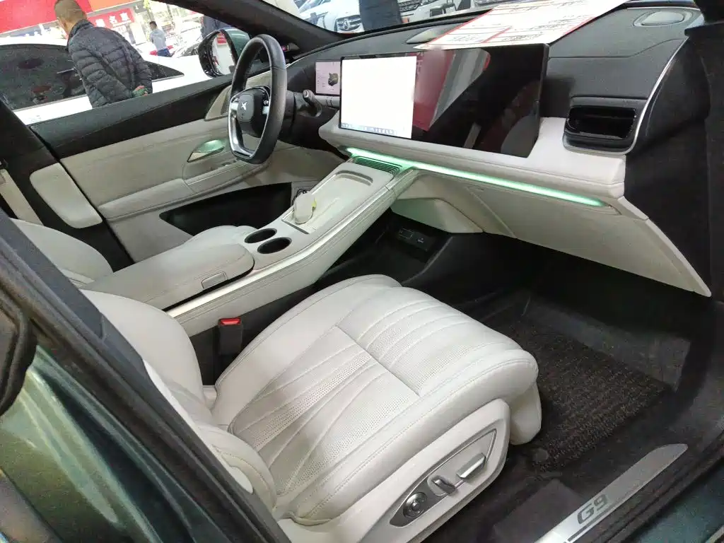 XPeng G9 — миниатюра 20