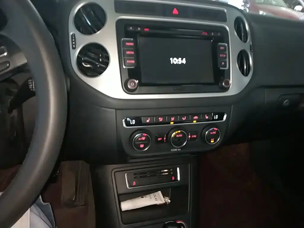 Volkswagen Tiguan — миниатюра 13