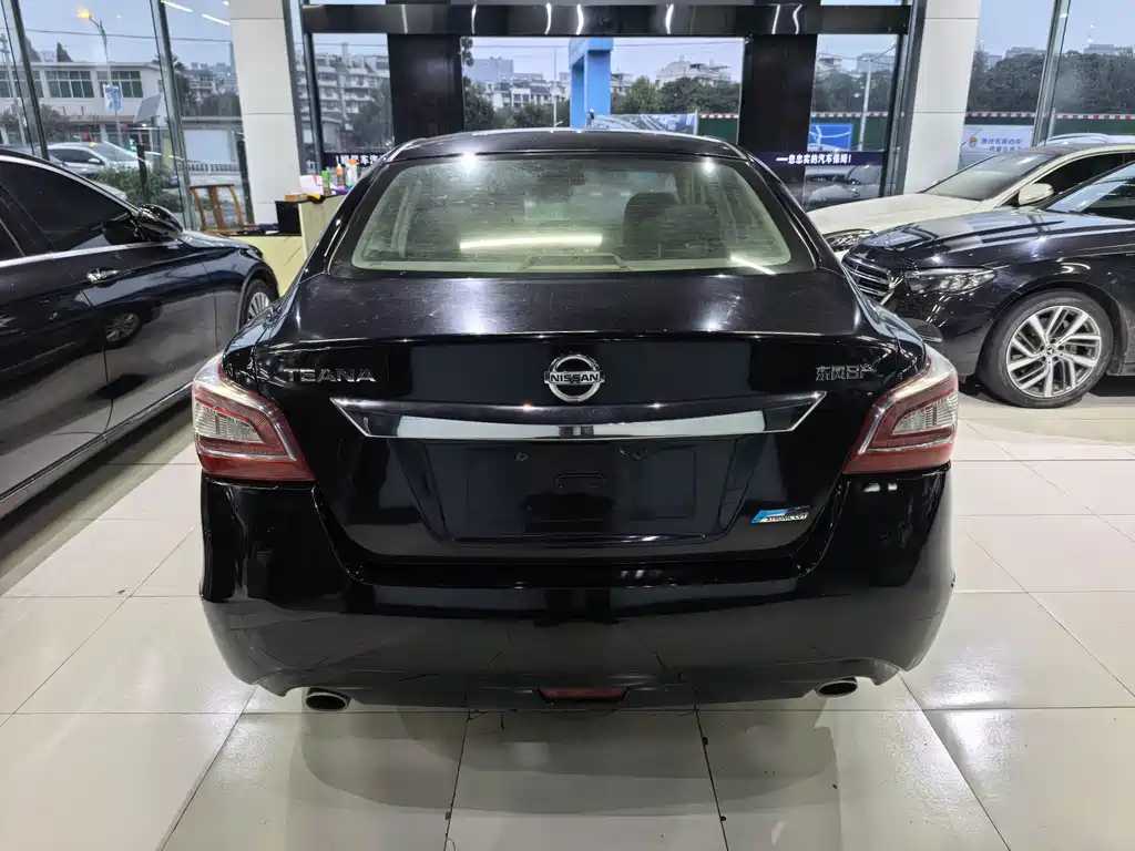 Nissan Teana — миниатюра 3