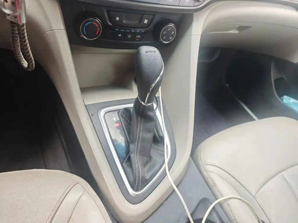Buick Excelle — миниатюра 10