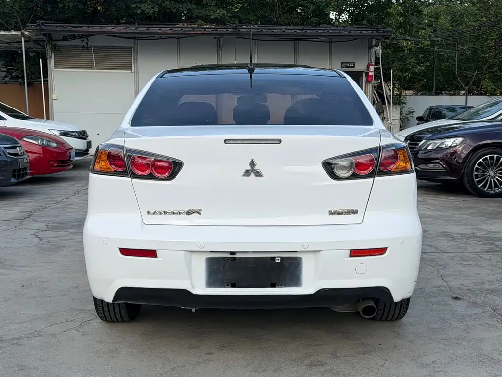 Mitsubishi Lancer EX — миниатюра 14
