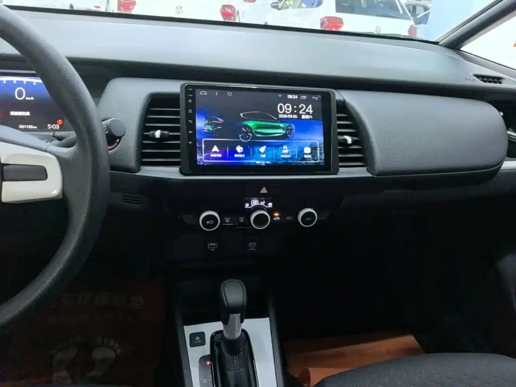 Honda Fit — миниатюра 13