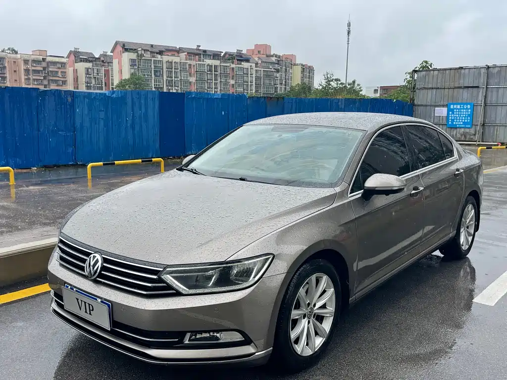 Купить Volkswagen Magotan