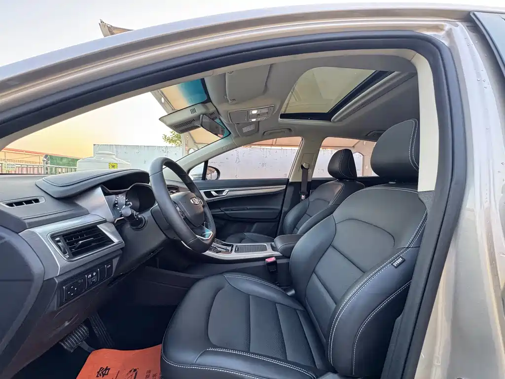 Geely Emgrand GS — миниатюра 20