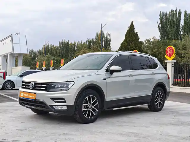 Volkswagen Tiguan L