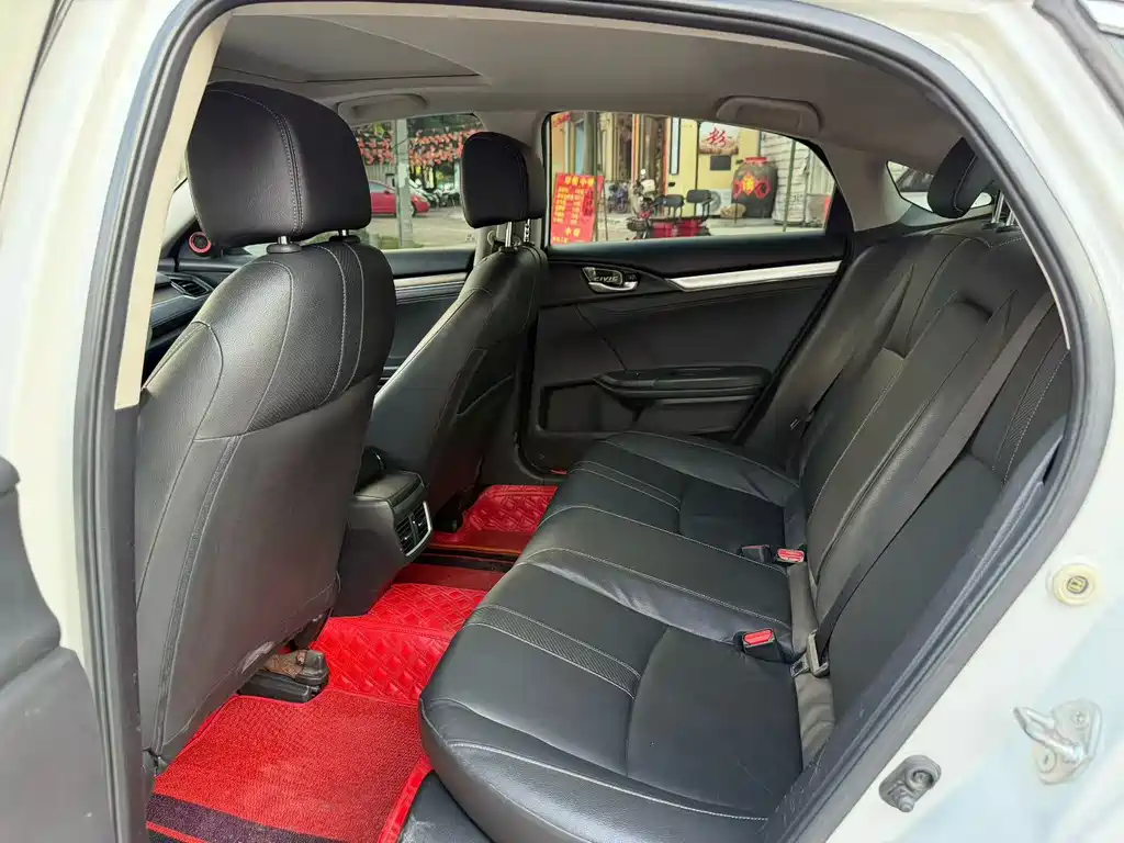 Honda Civic 2016 220TURBO CVT