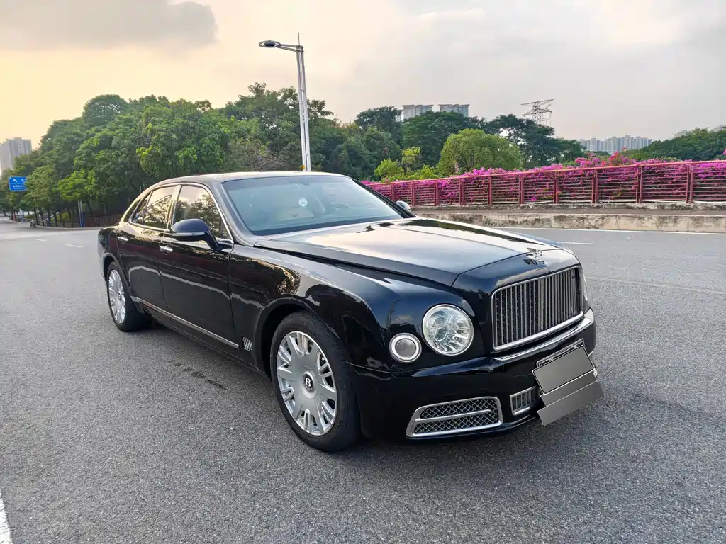 Bentley Mulsanne — миниатюра 3