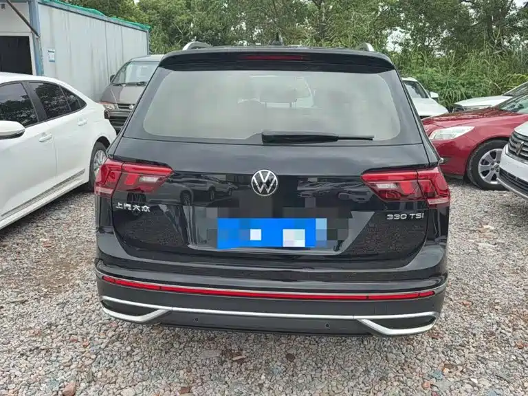 Volkswagen Tiguan L — миниатюра 6