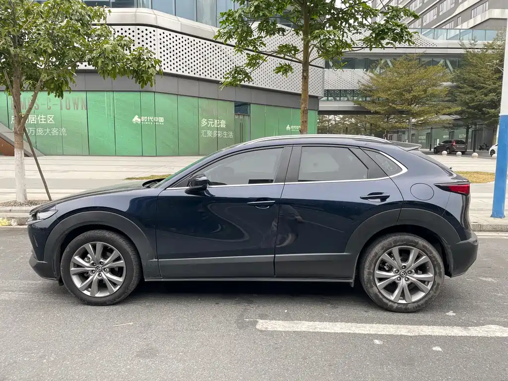 MAZDA CX 30
