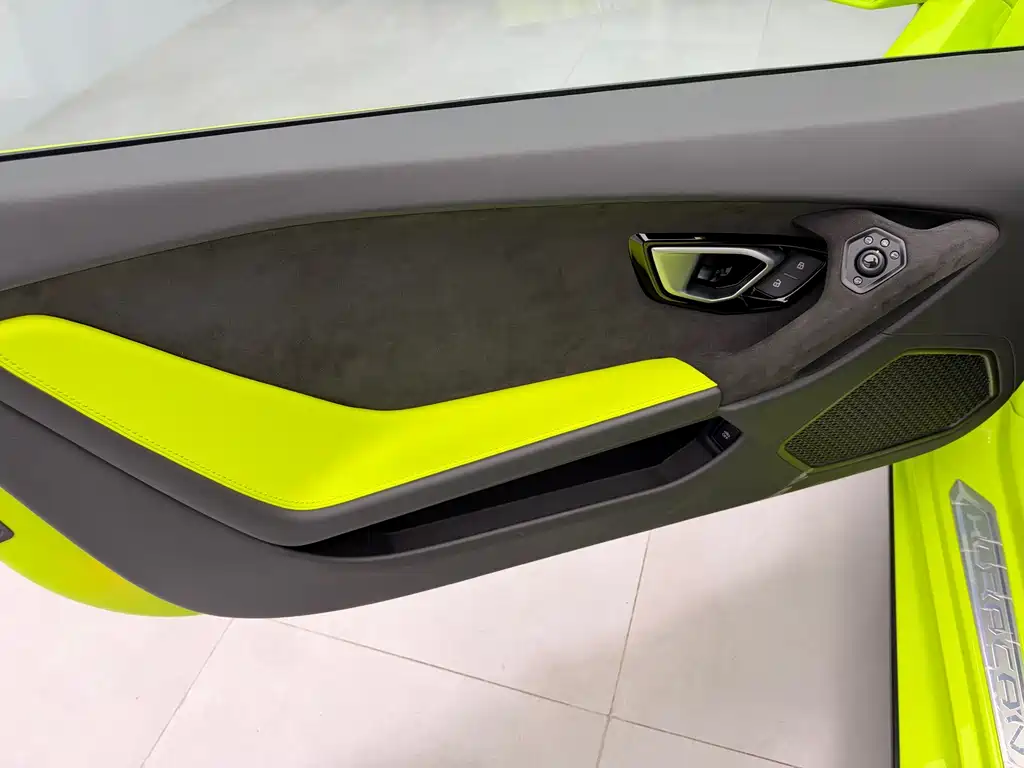 Lamborghini Huracán — миниатюра 4