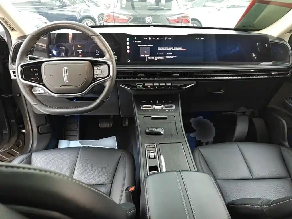Lincoln Corsair — миниатюра 10